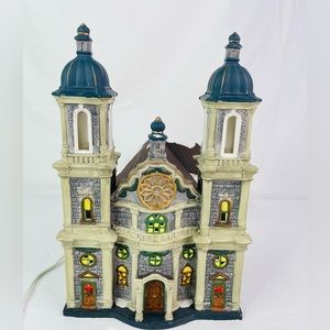 O'Well Heartland Valley Christmas Village Cathedral Church Large LTD Edition